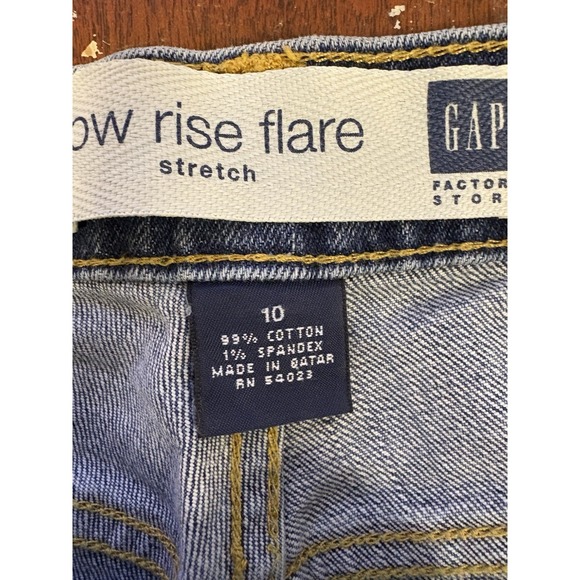 Vtg Y2K Gap Lean Jeans Women's Sz 10 Stretch Low Rise Flare Med Wash 30" Inseam - Picture 11 of 13
